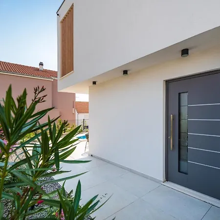 Willa Cvita Primošten