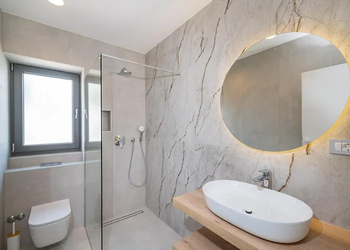 Cvita فيلة Primošten